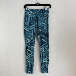 REEBOK Blue Pattern Print Legging